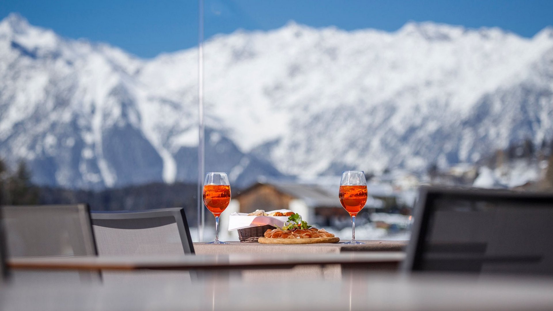 Hotel Avelina: panoramic hotel in South Tyrol Hotel Avelina: panoramic hotel in South Tyrol